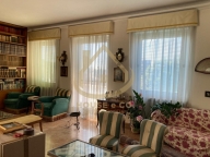 Visualizza le foto dell'immobile Visualizza le foto dell'immobile