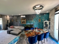 Visualizza le foto dell'immobile