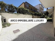 Visualizza le foto dell'immobile Visualizza le foto dell'immobile