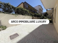 Visualizza le foto dell'immobile Visualizza le foto dell'immobile