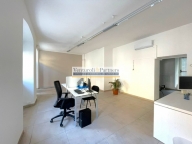 Visualizza le foto dell'immobile Visualizza le foto dell'immobile