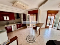 Visualizza le foto dell'immobile Visualizza le foto dell'immobile