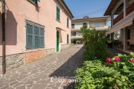 Visualizza le foto dell'immobile