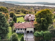 Visualizza le foto dell'immobile Visualizza le foto dell'immobile