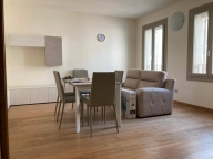 Visualizza le foto dell'immobile Visualizza le foto dell'immobile