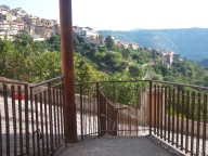 Visualizza le foto dell'immobile