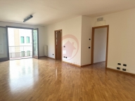 Visualizza le foto dell'immobile Visualizza le foto dell'immobile