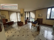 Visualizza le foto dell'immobile Visualizza le foto dell'immobile