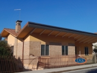 Visualizza le foto dell'immobile