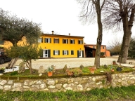 Visualizza le foto dell'immobile
