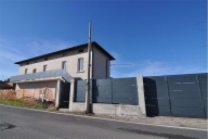 Visualizza le foto dell'immobile