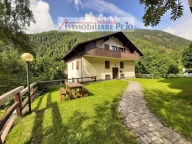 Visualizza le foto dell'immobile