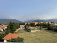 Visualizza le foto dell'immobile