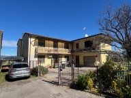 Visualizza le foto dell'immobile