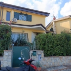 Visualizza le foto dell'immobile