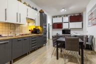 Visualizza le foto dell'immobile