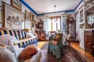 Visualizza le foto dell'immobile