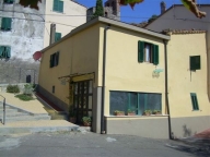 Visualizza le foto dell'immobile