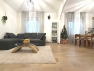 Visualizza le foto dell'immobile