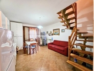 Visualizza le foto dell'immobile