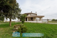 Visualizza le foto dell'immobile Visualizza le foto dell'immobile