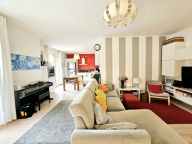 Visualizza le foto dell'immobile