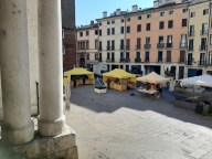 Vai alla scheda immobile Vai alla scheda immobile