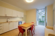 Visualizza le foto dell'immobile