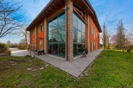 Visualizza le foto dell'immobile