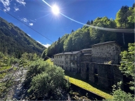 Visualizza le foto dell'immobile