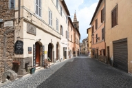 Visualizza le foto dell'immobile