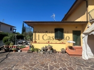 Visualizza le foto dell'immobile