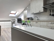 Visualizza le foto dell'immobile