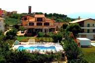 Visualizza le foto dell'immobile
