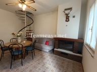 Visualizza le foto dell'immobile