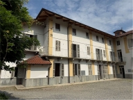 Visualizza le foto dell'immobile