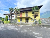 Visualizza le foto dell'immobile