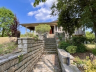 Visualizza le foto dell'immobile