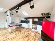 Visualizza le foto dell'immobile