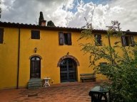 Visualizza le foto dell'immobile