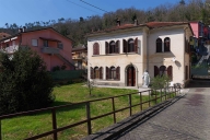 Visualizza le foto dell'immobile