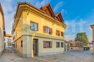 Visualizza le foto dell'immobile