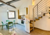 Visualizza le foto dell'immobile