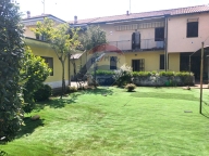 Visualizza le foto dell'immobile