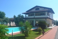 Visualizza le foto dell'immobile