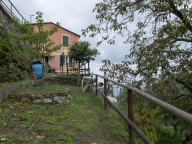 Visualizza le foto dell'immobile