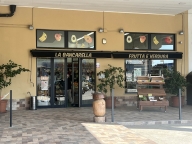 Visualizza le foto dell'immobile