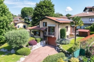 Visualizza le foto dell'immobile