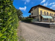 Visualizza le foto dell'immobile