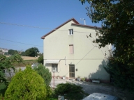 Visualizza le foto dell'immobile